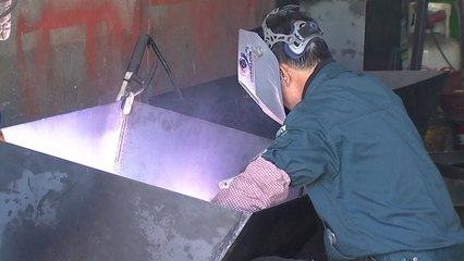 지난해 사업체 종사자수 "역대 처음으로 감소" / YTN