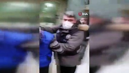 Yurttan çıkan kızlara iğrenç tuzak!