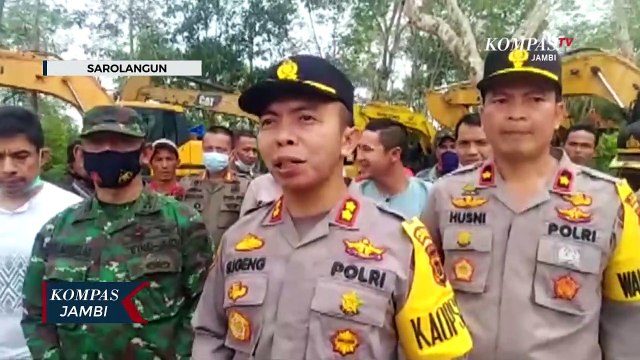 Alat Berat di Tambang Emas Liar Ditertibkan