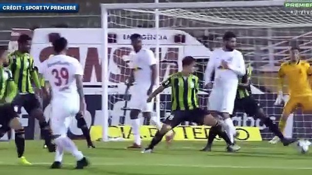 Les buts magiques de Claudinho avec le Red Bull Bragantino