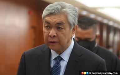 There’s a ‘hidden agenda’ to destroy Umno, claims division chief