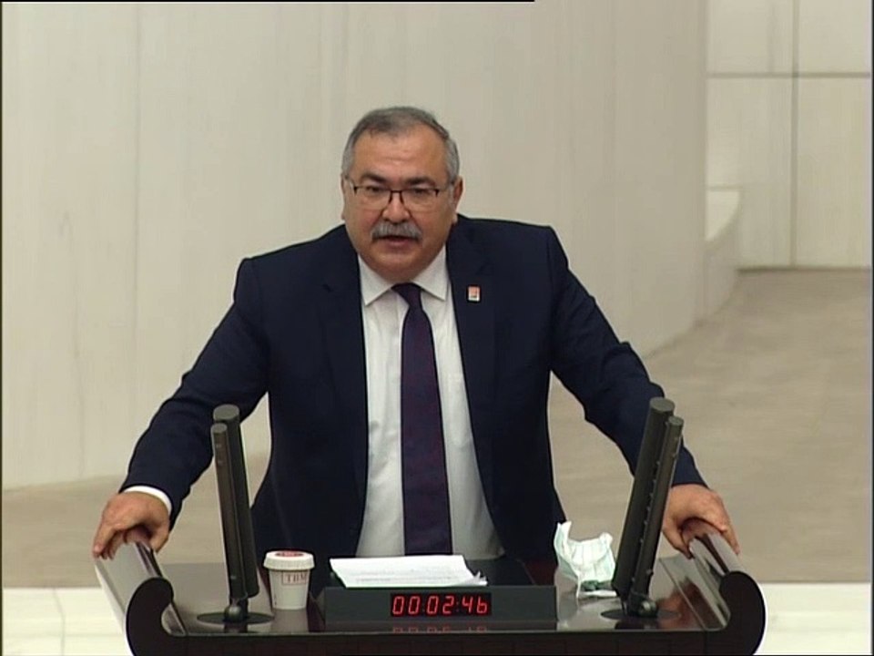 Kod-29 bahane, tek dert fişleme. AKP anayasayla güvence altına alınmış çalışma hakkı, düşünce ve ifade özgürlüğü ve örgütlenme özgürlüğü ve protesto hakkına kadar her şeyi Kod-29'un içine soktu.