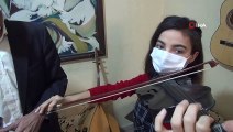 Koronanın stresinden müzik eğitimi ile kurtulmaya çalışıyorlar