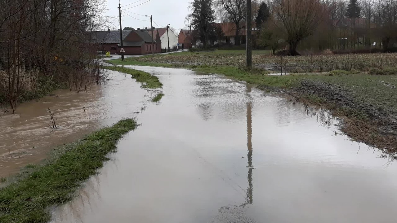 Frasnes lez Buissenal inondation a divers endroits 28.01.2021