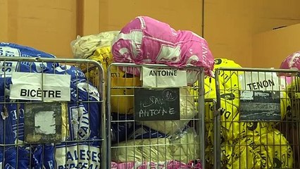 Covid-19: dans les coulisses de la blanchisserie centrale de l'AP-HP