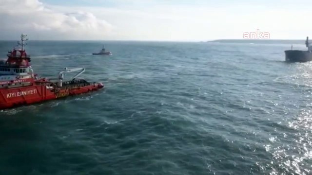 RİVA'DA SÜRÜKLENEN KARGO GEMİSİ KURTARILDI