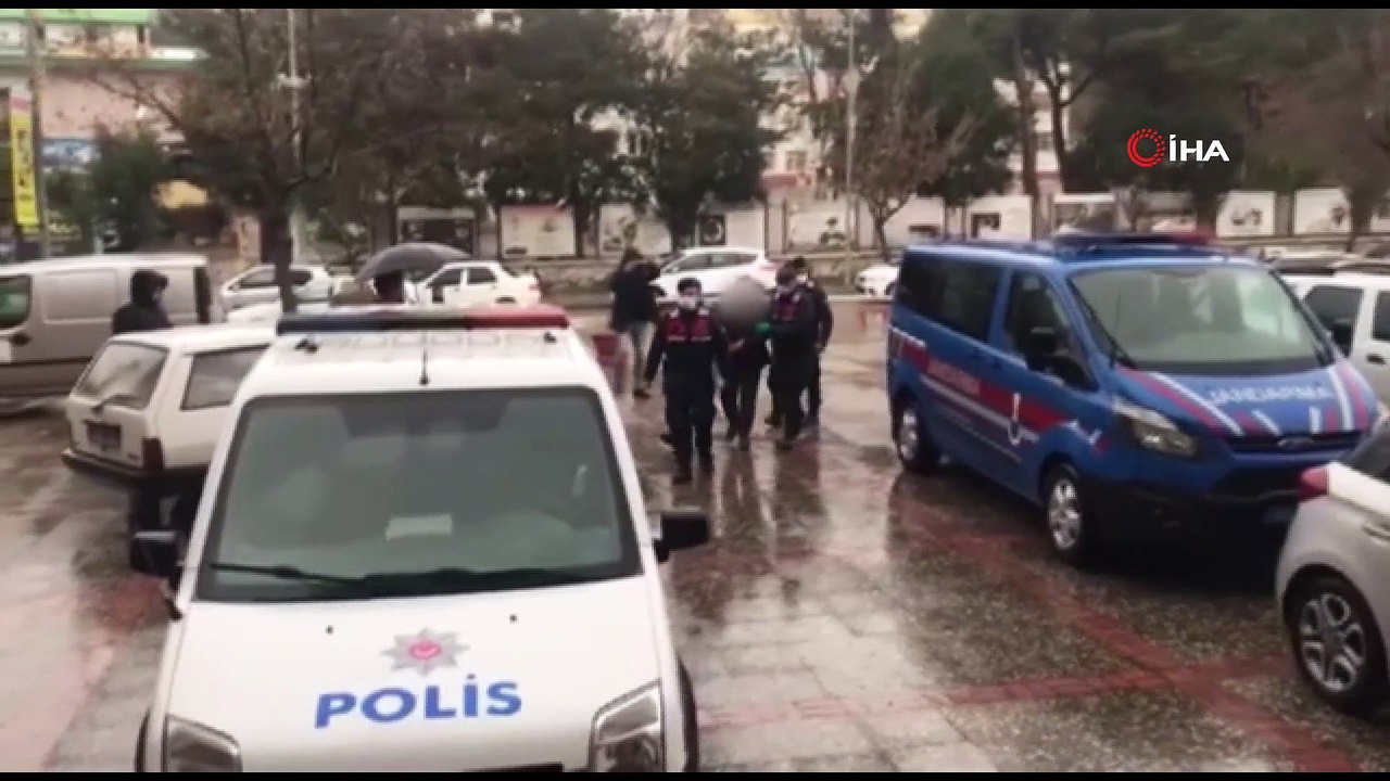 Jandarma kablo hırsızını 245 saatlik güvenlik kamerası görüntülerini izleyerek yakaladı