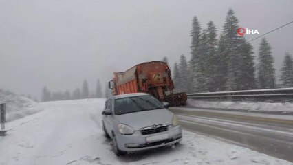 Ilgaz Dağı'nda beklenen kar yağışı başladı