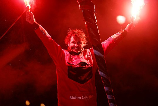 Yannick Bestaven, un skipper (ré)compensé - Voile - Vendée Globe