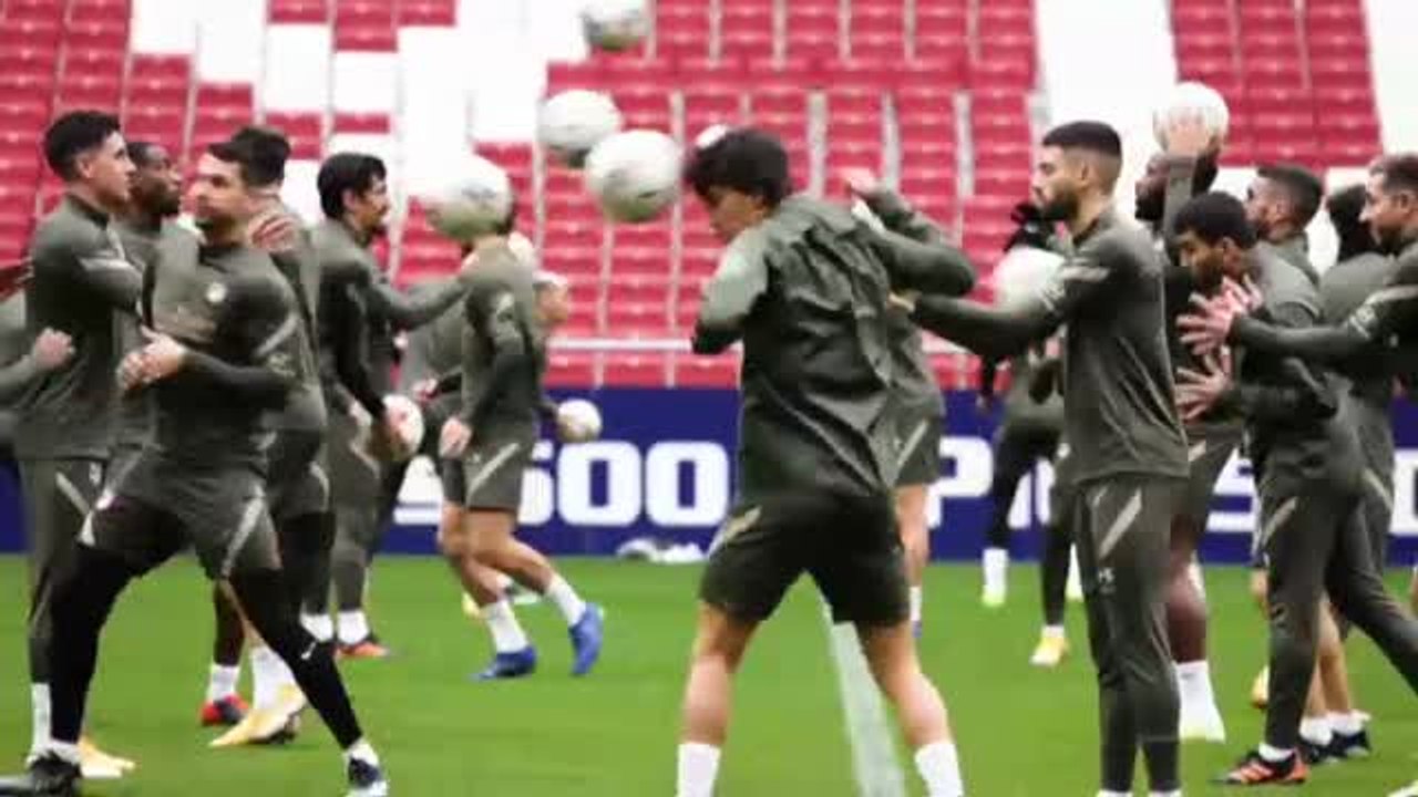 El Atleti entrena con la mente puesta en el Cádiz