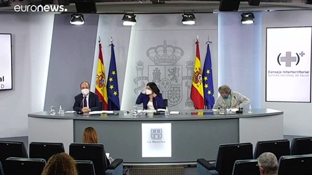 España ralentiza los contagios de coronavirus, pero suma 515 muertes