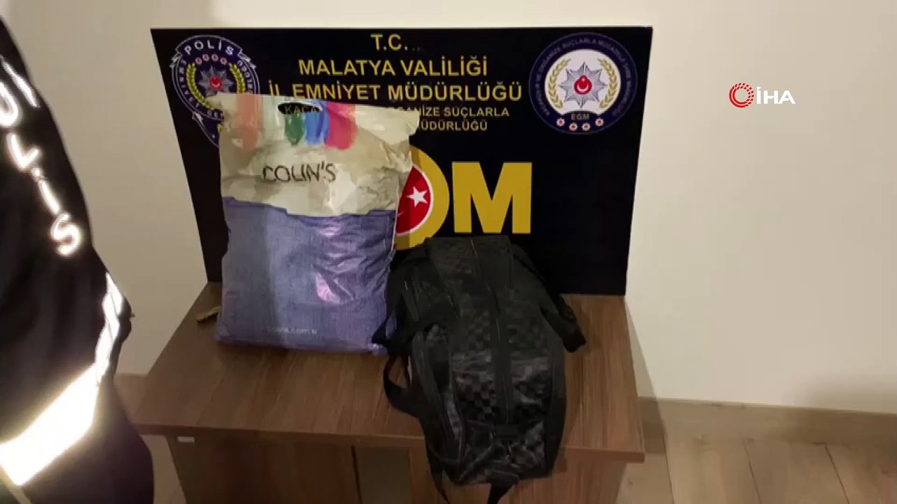 Narkotik ekipleri Malatya'da uyuşturucuya geçit vermiyor: 7 kilo 500 gram esrar ele geçirildi