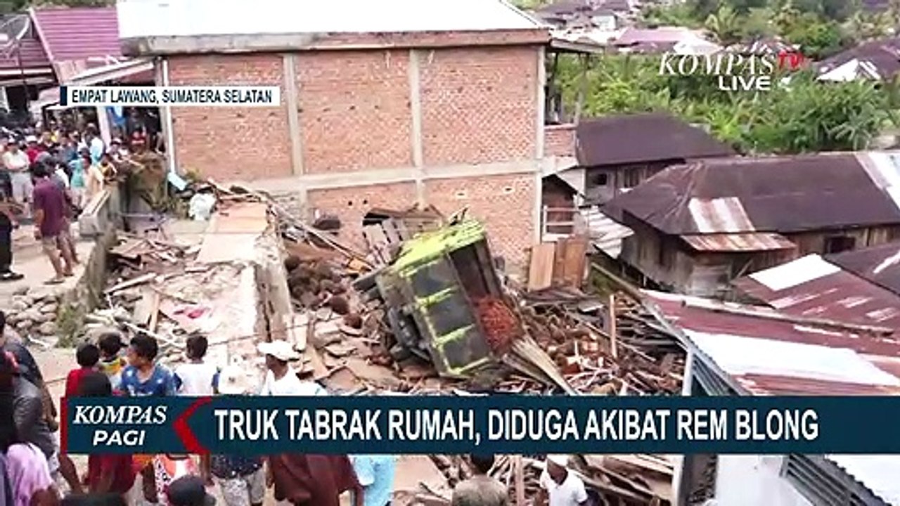 Truk Bermuatan Sawit Tabrak Rumah Warga, 2 Orang Terluka