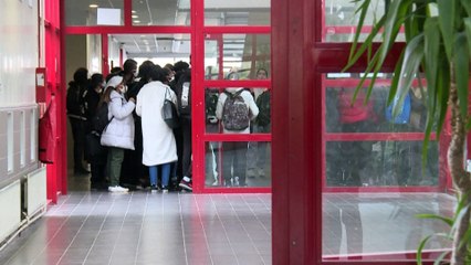 „Selbstmordversuche“, „Nervenbündel“: Pandemie sorgt für psychische Probleme