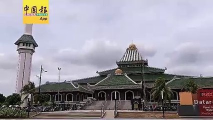 ◤新冠又一年◢ 500人州清真寺祈祷 严守戴罩身距SOP