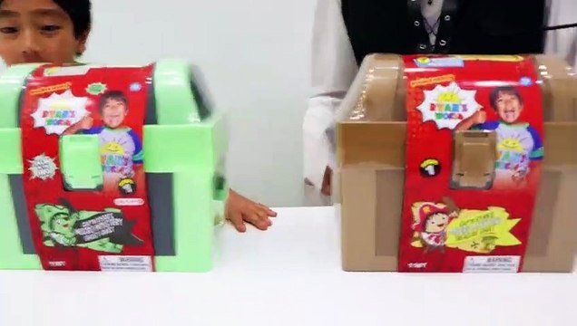 Pirate Ryan vs Shark Daddy hunt for the Treasure Chest