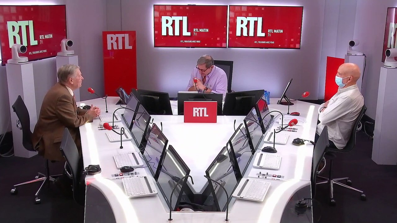 Emmanuel Macron "fait réagir de façon extrême", observe Alain Duhamel