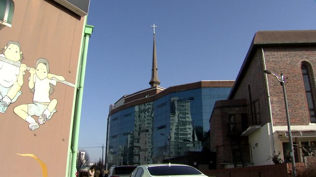 비인가 교육시설·교회 집단감염 확산...광주광역시, 교회 대면예배 금지 / YTN