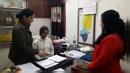 हाईस्कूल परीक्षा में जिला टॉप करने वाली छात्रा को 1 दिन के लिए क्षेत्राधिकारी बनाया गया
