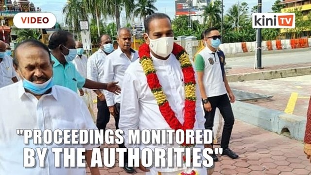 Minister under fire over appearance at Batu Caves temple during Thaipusam