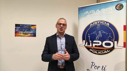 Admitida una querella de JUPOL contra el director de la Policía