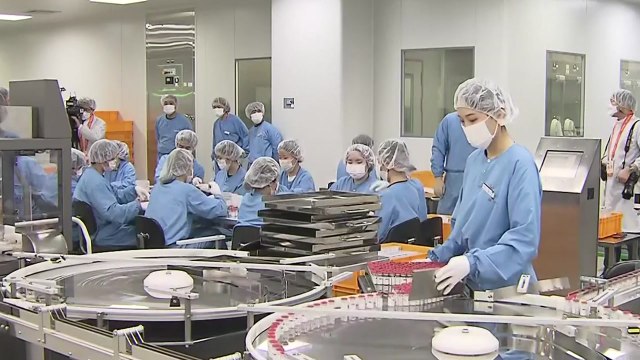 아스트라제네카 고령층 효과 논란...다음 달 접종 그대로? / YTN