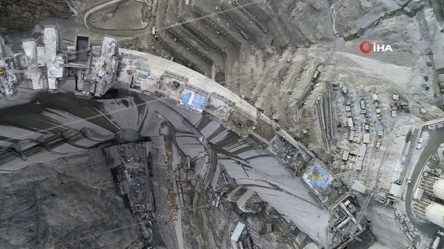 Gövde yüksekliği tamamlanan Yusufeli Barajı'nı 3 bakan yerinde inceleyecek