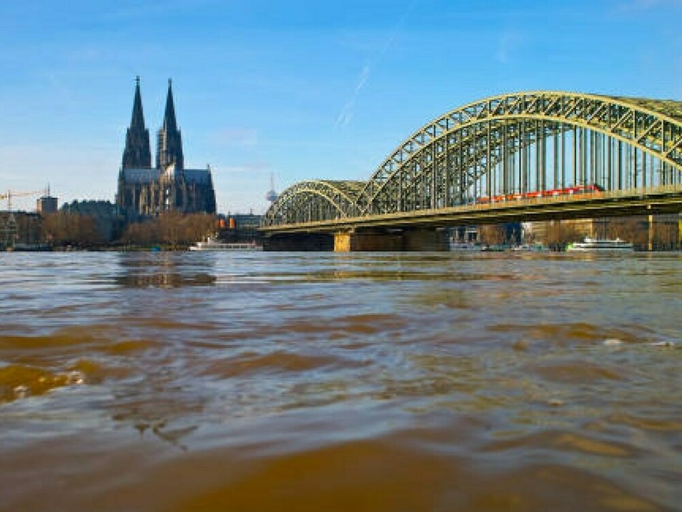 Gefährliches Tauwetter: Meteorologe warnt vor Hochwasserwellen