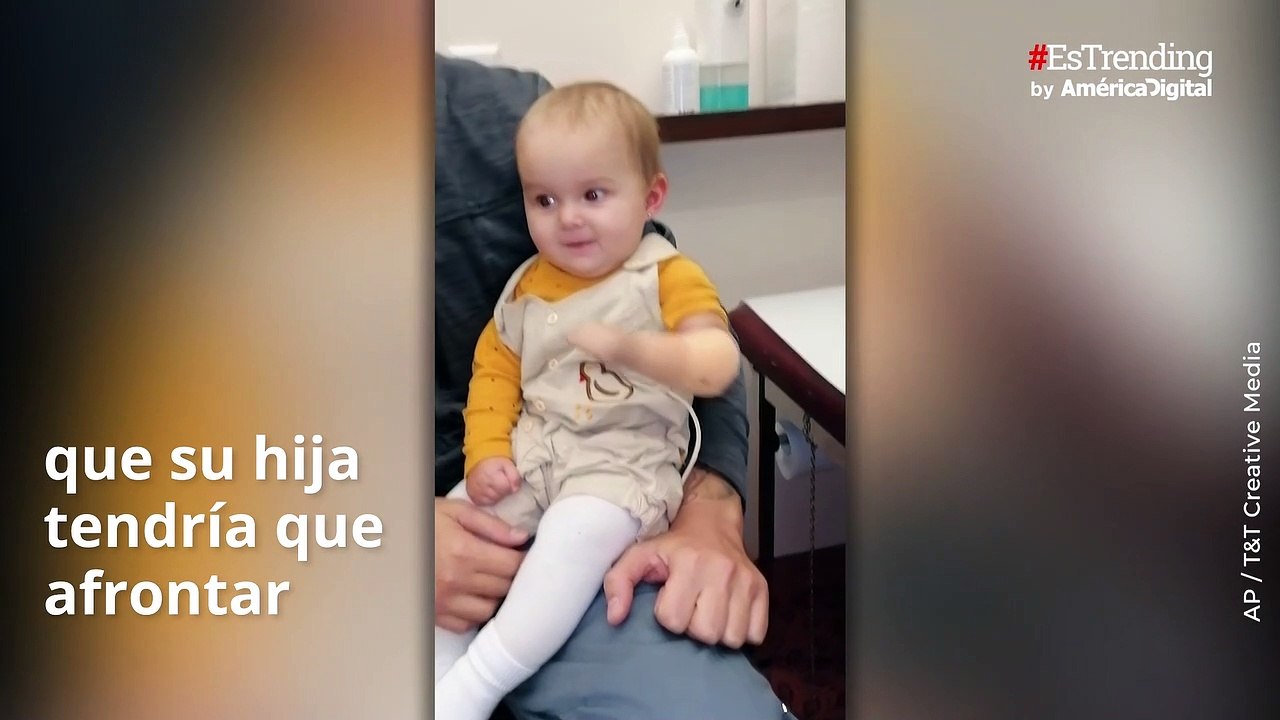 La conmovedora reacción de una bebé al recibir la prótesis de su brazo