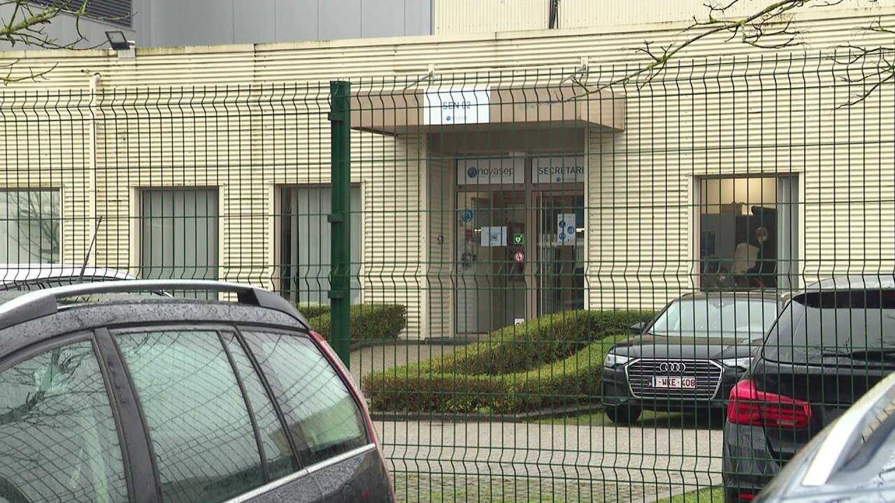 União Europeia divulga contrato de vacinas com...