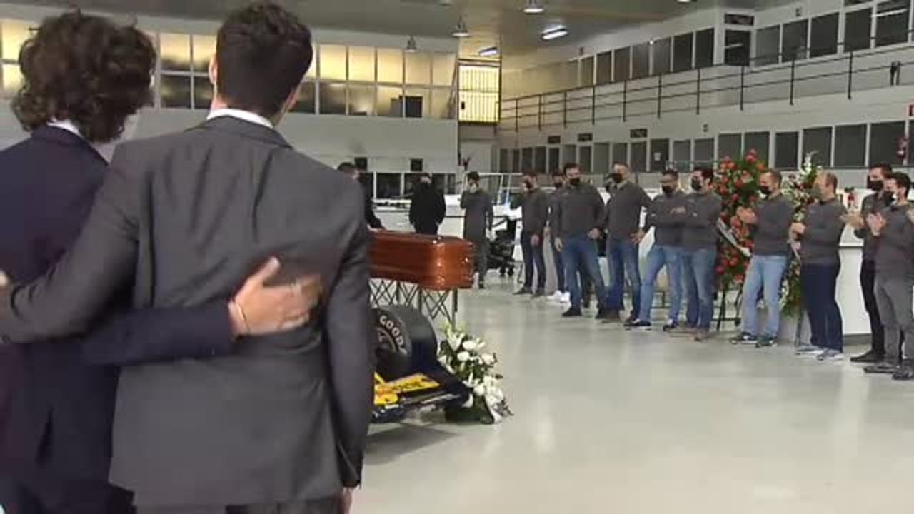 Emotivo adiós a Adrián Campos