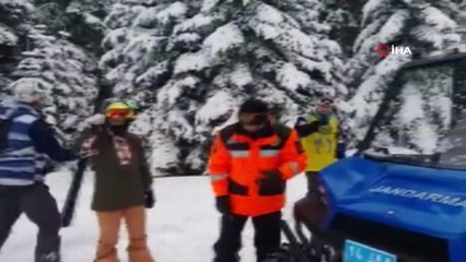 Kartalkaya’da kaybolan 5 kişiyi JAK ekipleri kurtardı