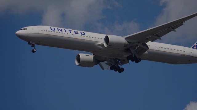 United Airlines Launches COVID-19 Preclearance Program for Travelers to Hawaii