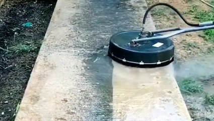 How dirty home exteriors are professionally cleaned