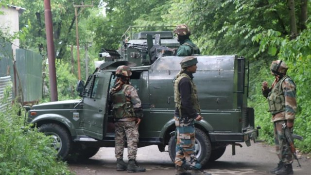J&K: 2 militants surrender, one injured in Pulwama encounter