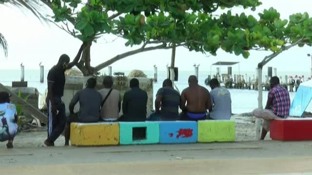 El cierre de fronteras por la COVID-19 deja atrapados en Colombia a cientos de migrantes