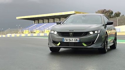 Berline électrifiée radicale 508 Peugeot Sport Engineered (Statique)