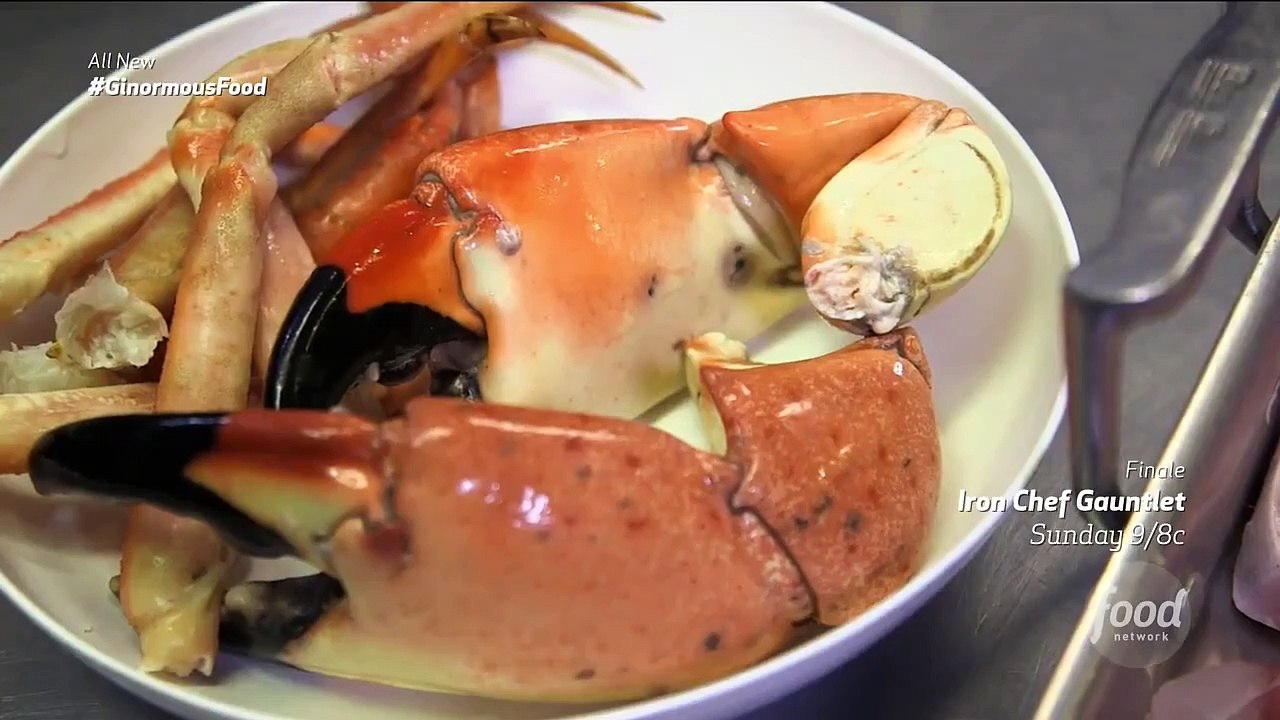 Ginormous Food - Se2 - Ep4 - Jacksonville's Jumbo Eats