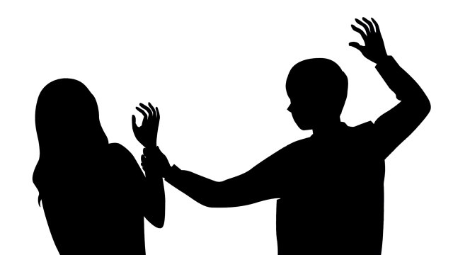 '여자만 보면 때리고 싶다'...강남역서 여성만 골라 폭행한 20대 구속 / YTN