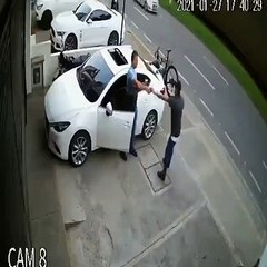 ATRACO EN  MOTO EN EL SUR DE CALI