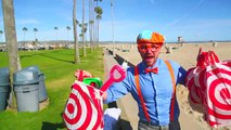 Blippi Español en La Playa con Juguetes de Arena | Aprende Colores para Niños