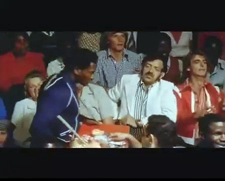 Plattfuss in Afrika - Bud Spencer part 2/2