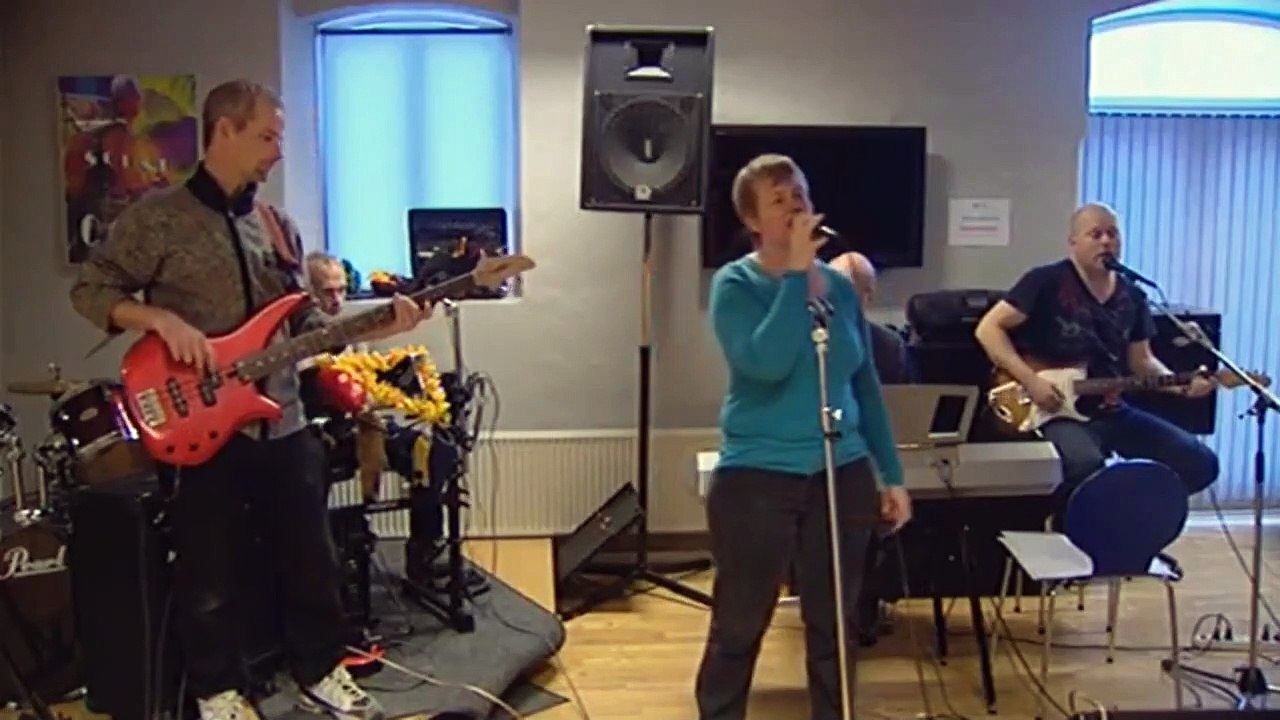 Kurt Kom Forbi | Klub 85 | Randers | 07-01-2011 | TV2 ØSTJYLLAND @ TV2 Danmark