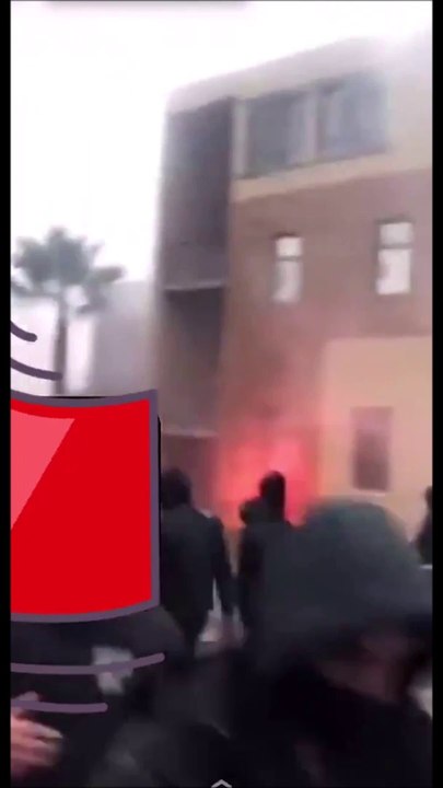 [IMAGES CHOC] Les supporters de l'OM envahissent le centre d'entrainement de La Commanderie