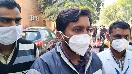 ठेका कार्मिकों ने किया बहिष्कार