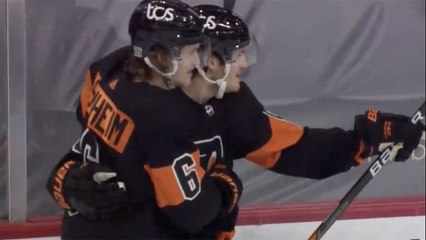 Joel Farabee lights it up for Flyers with first hat trick