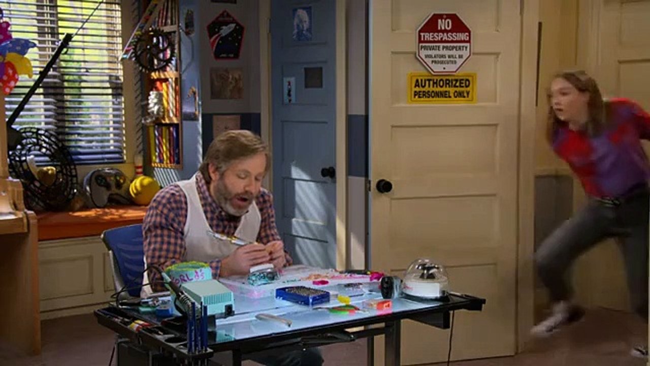 Side Hustle - Season 1 Episode 8 - Lunch Boxed In