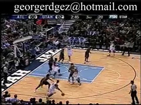 Carlos Boozer one-handed slam over Atlanta's Josh Smith