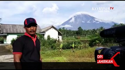 Fenomena Awan Topi Gunung Semeru