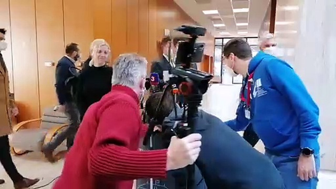 20210201 Pred rokovanim vlady
